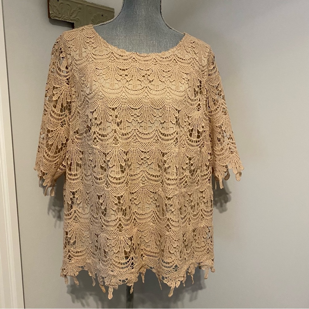 ADIVA lined lace top elbow length sleeves keyhole back coquette cottagecore